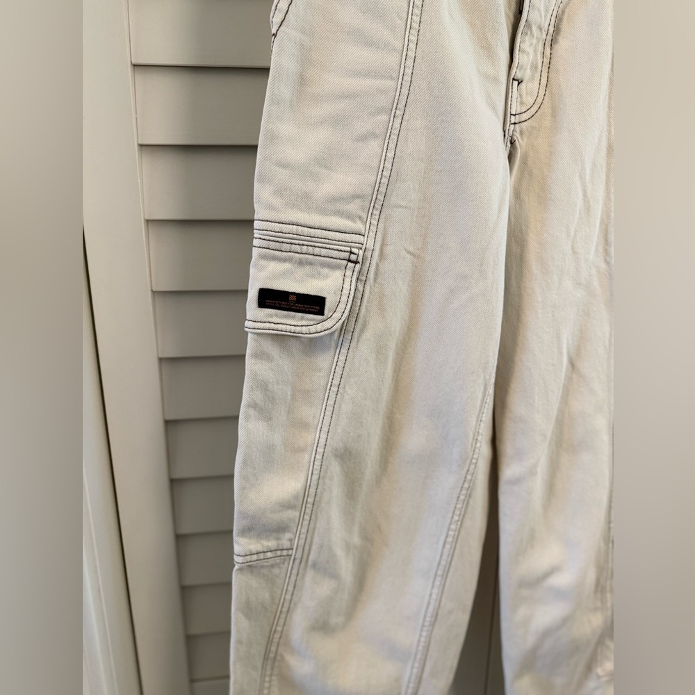 BDG Women’s Off White Relaxed Skate Jean Size 24 - Picture 6 of 10